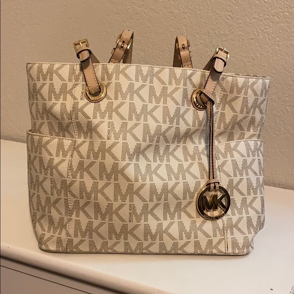 Michael Kors Logo Tote - Picture 1 of 4